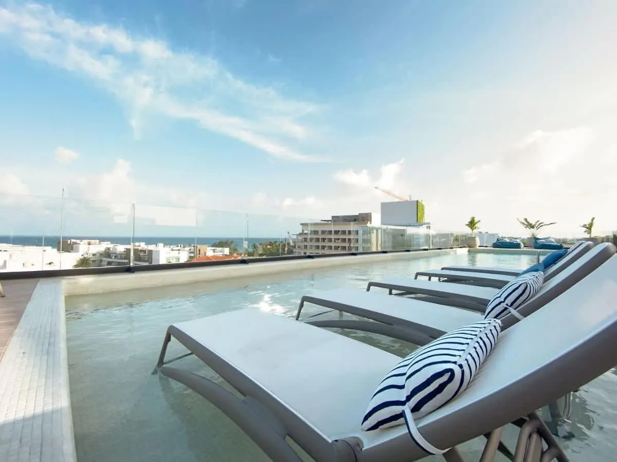 Luxury 1Br, 200M From The Beach Rooftop Ocean View Playa del Carmen Apartment
